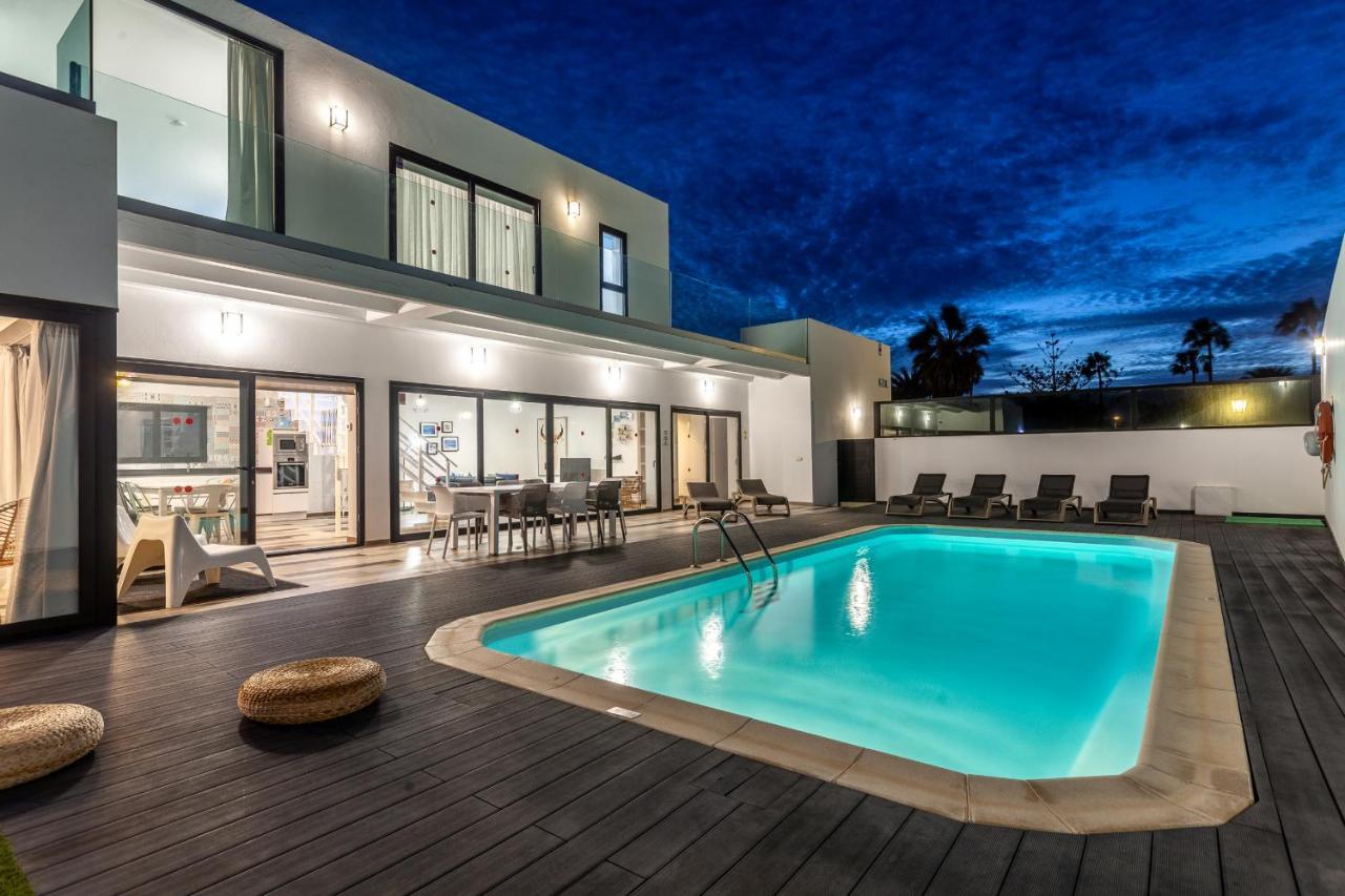 Villa Luxury Azul Private Pool And Bbq Corralejo By Holidays Home Extérieur photo