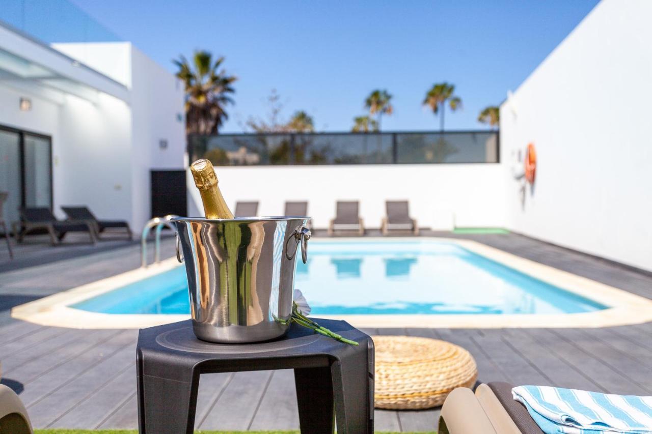 Villa Luxury Azul Private Pool And Bbq Corralejo By Holidays Home Extérieur photo